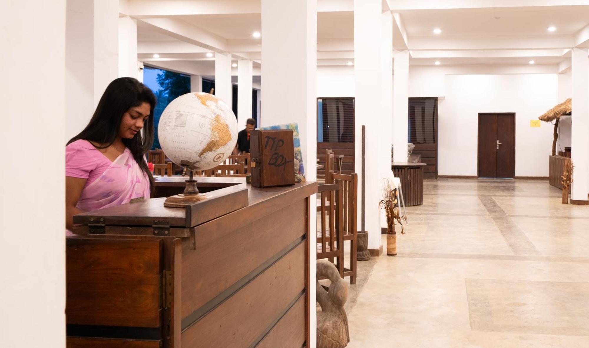 Lario Resort Sigiriya Bagian luar foto