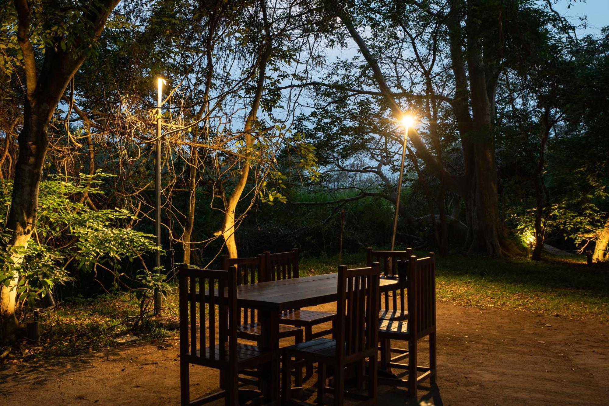 Lario Resort Sigiriya Bagian luar foto